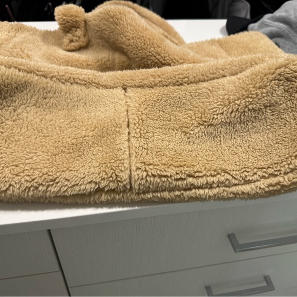 ALO Foxy Sherpa Tote Bag - Picture 8 of 12